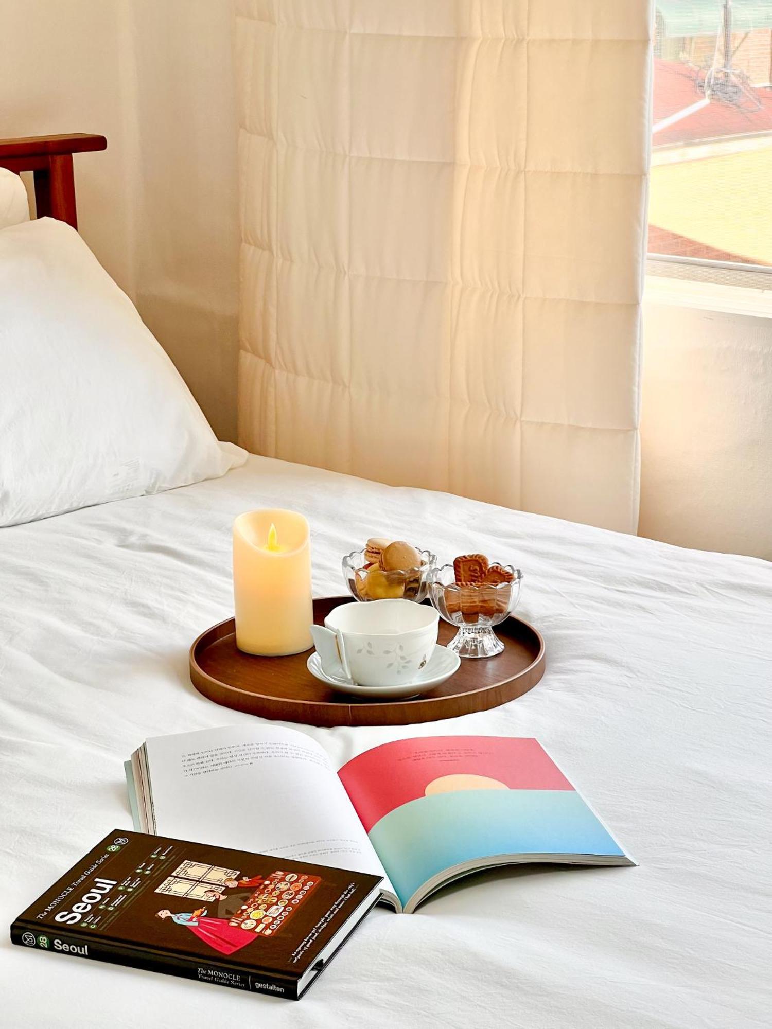 The Cozy Nonhyeon, Gangnam Eonju Station 5 Min, 2 Bedrooms, Premium Beds, Value For Money, Biz Trip * Seoul